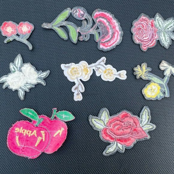 Lot of 8 patches Iron On applique Embroidery Patches Flowers Set of 8 patches - Picture 6 of 9